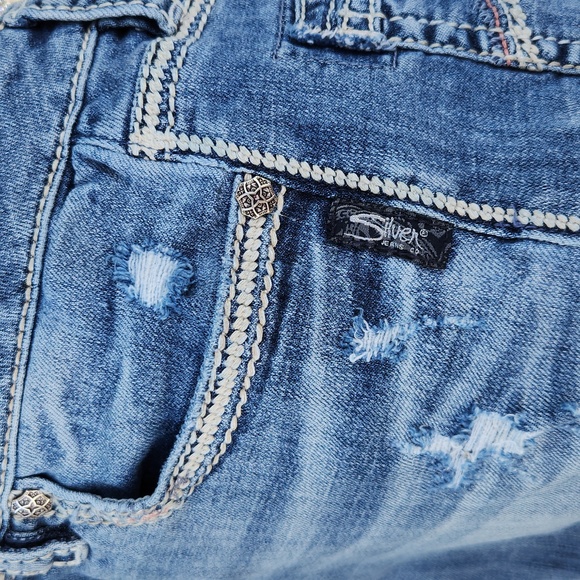 SILVER JEANS Francy Distressed Denim Mid Mini Skirt (W31) - Picture 5 of 13